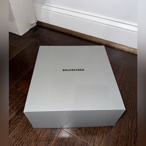 BALENCIAGA BOX
